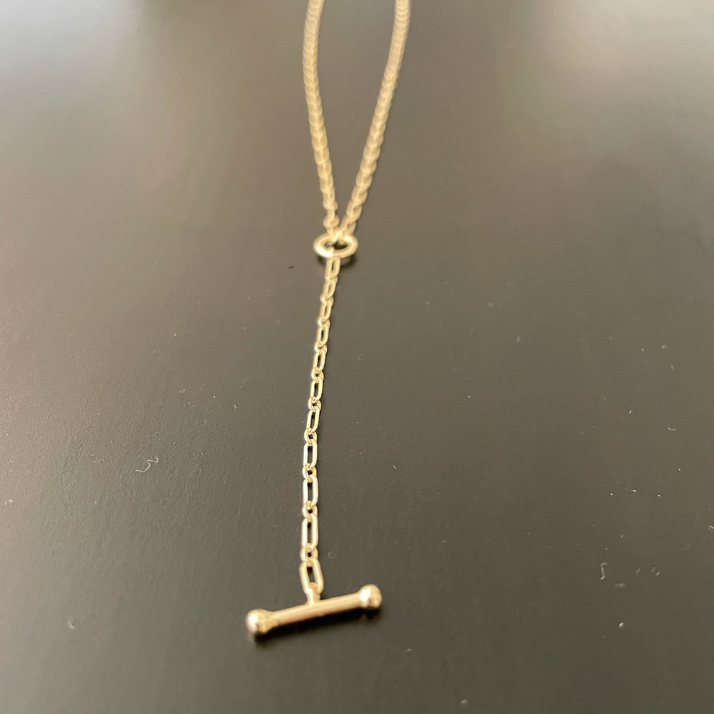 Minimalist Gold Toggle Necklace